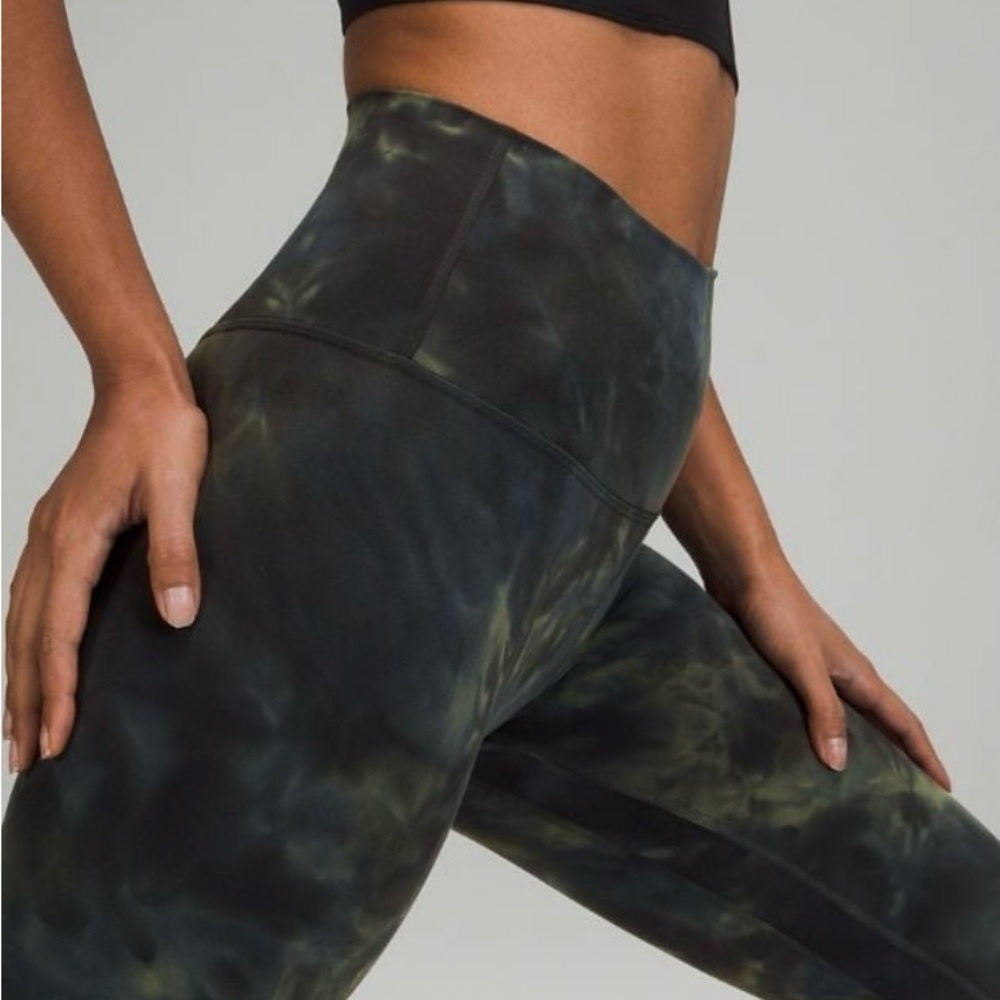 Lululemon align 25 inch green diamond dye legging